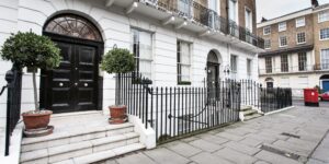 Bloomsbury,,London.,A,Typical,Street,Scene,In,The,Central,London